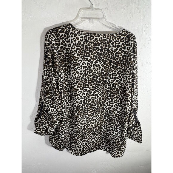 Chicos Leopard Cheetah Brown Black Sz 1 Split Neckline Roll Tab Woman’s Blouse - Picture 5 of 9